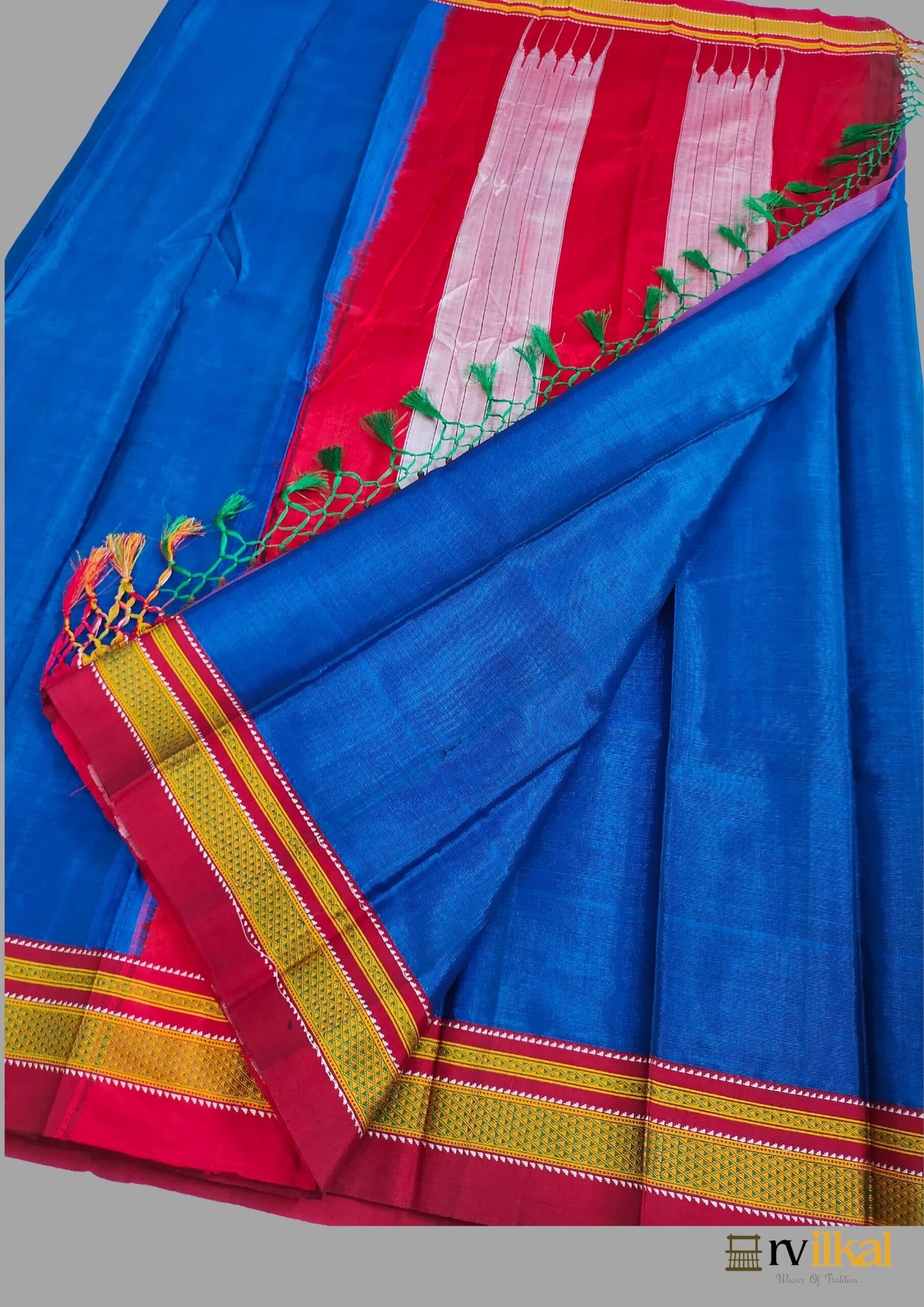 Blue Chikkiparas Handloom Ilkal Saree