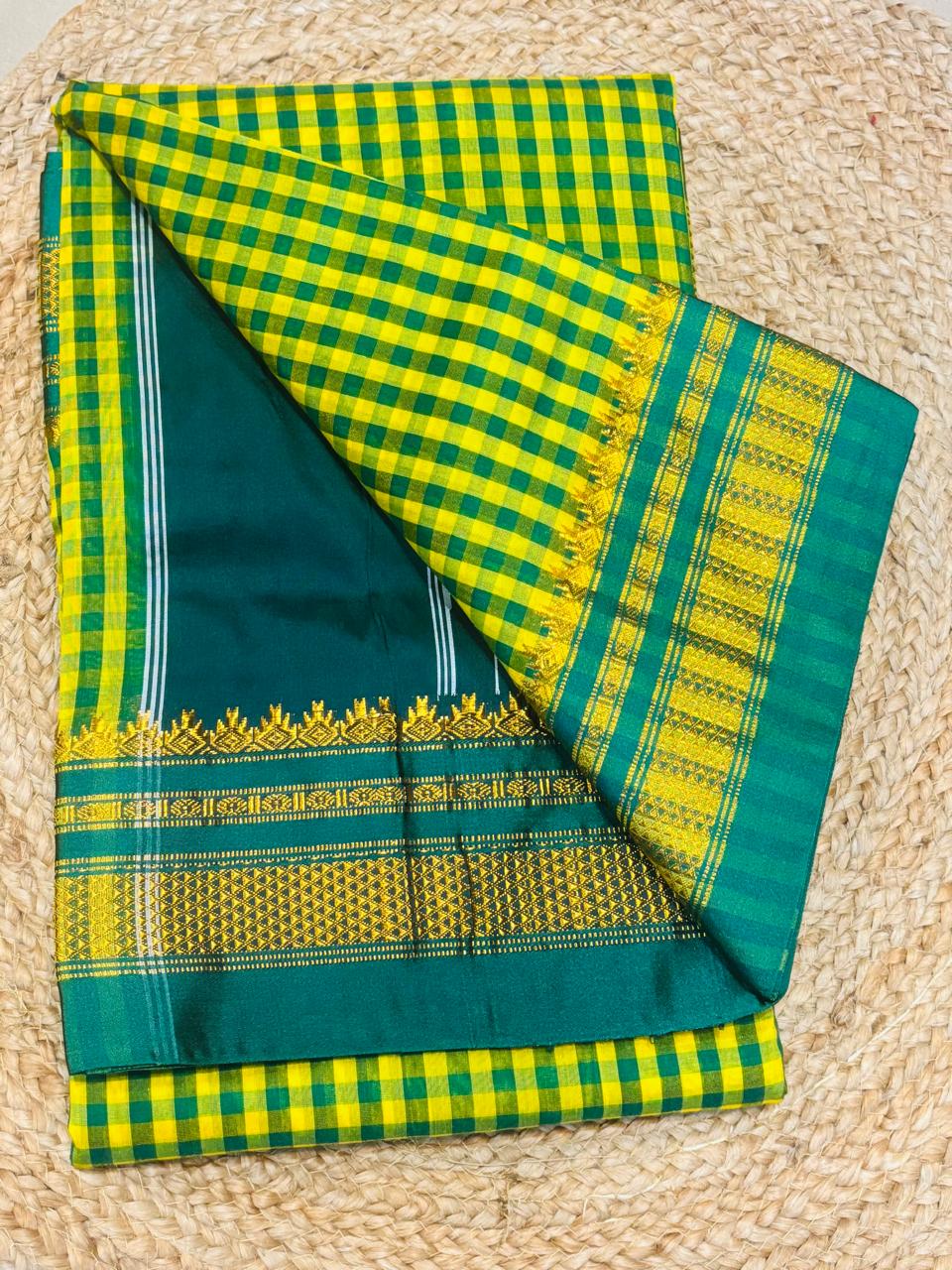 Chex Thana Wrap Cotton Ilkal Saree – A Handloom Classic with Contemporary Charm