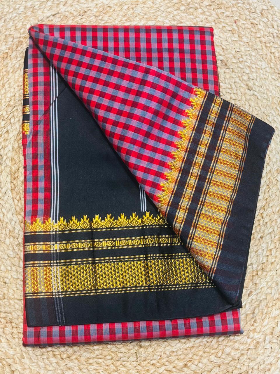 Chex Thana Wrap Cotton Ilkal Saree – A Handloom Classic with Contemporary Charm