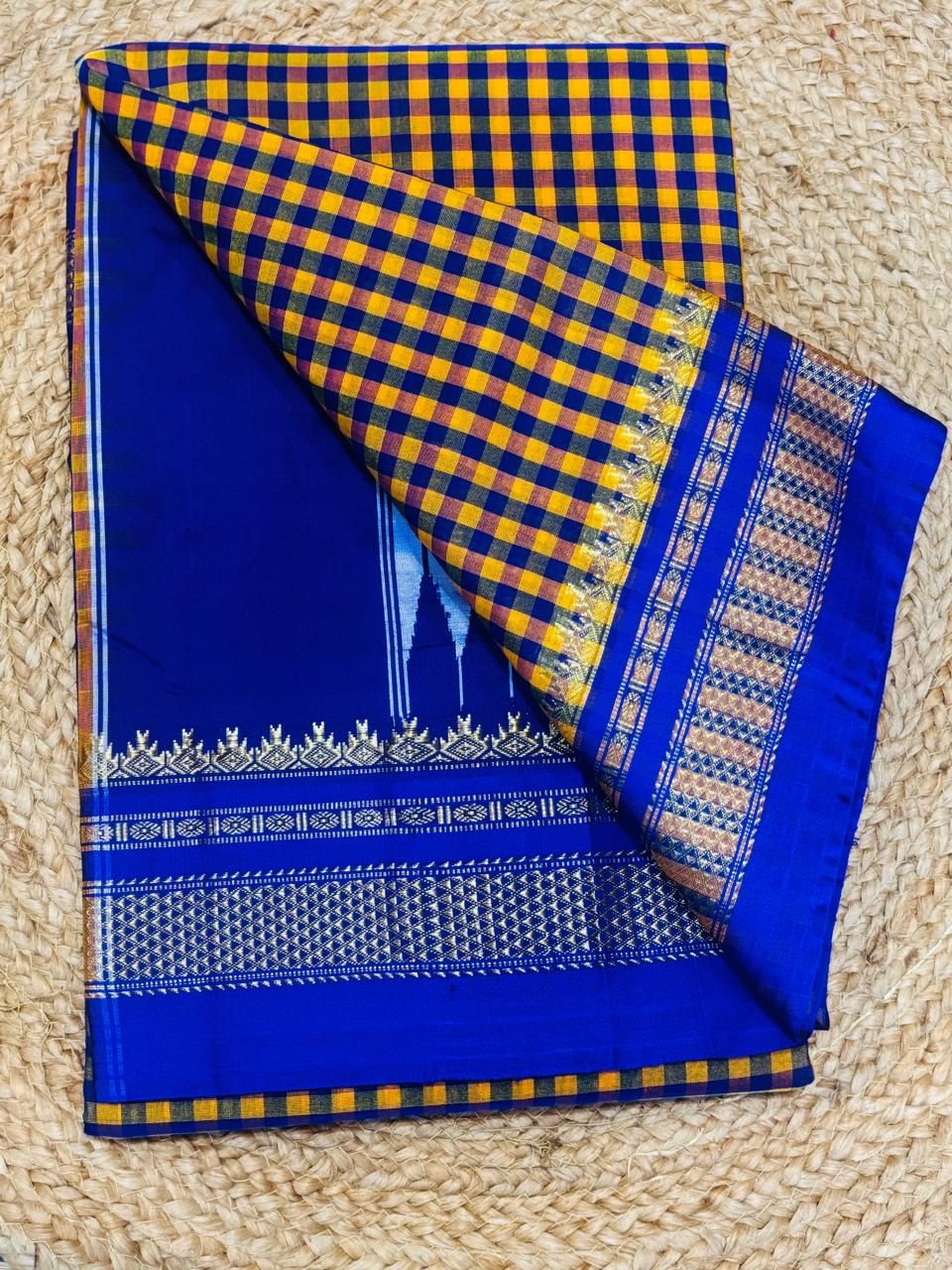 Chex Thana Wrap Cotton Ilkal Saree – A Handloom Classic with Contemporary Charm
